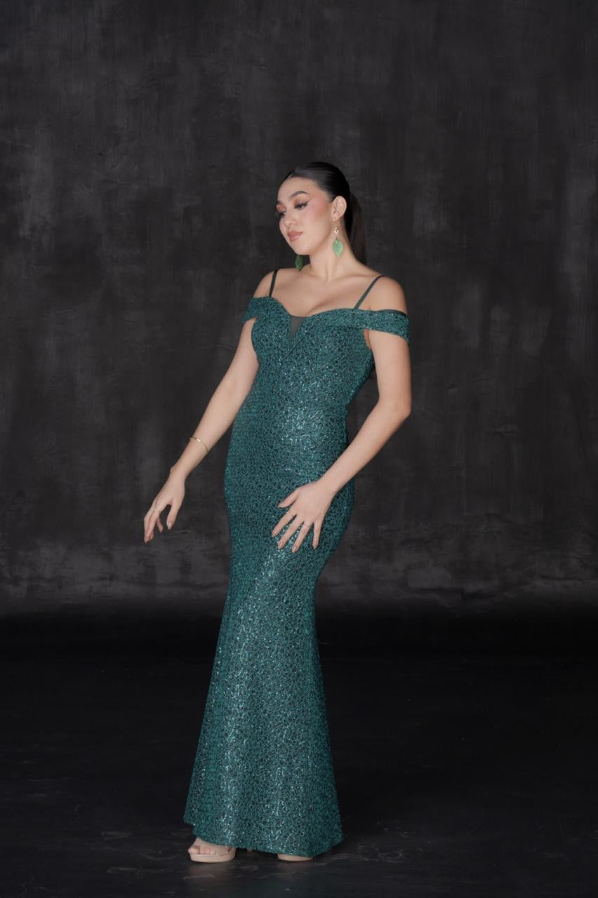 Vestido con escote de corazón y mangas caídas