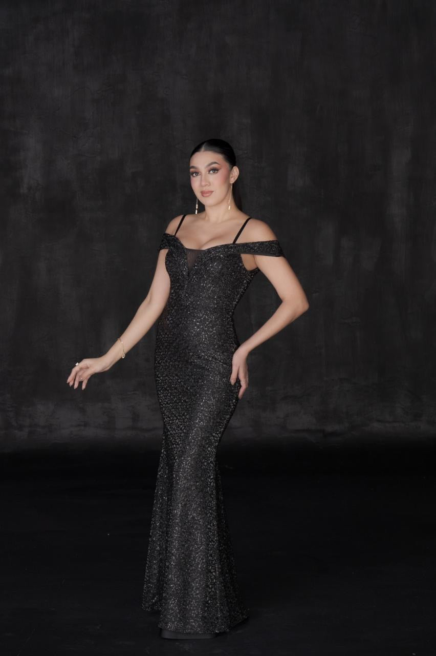 Vestido con escote de corazón y mangas caídas