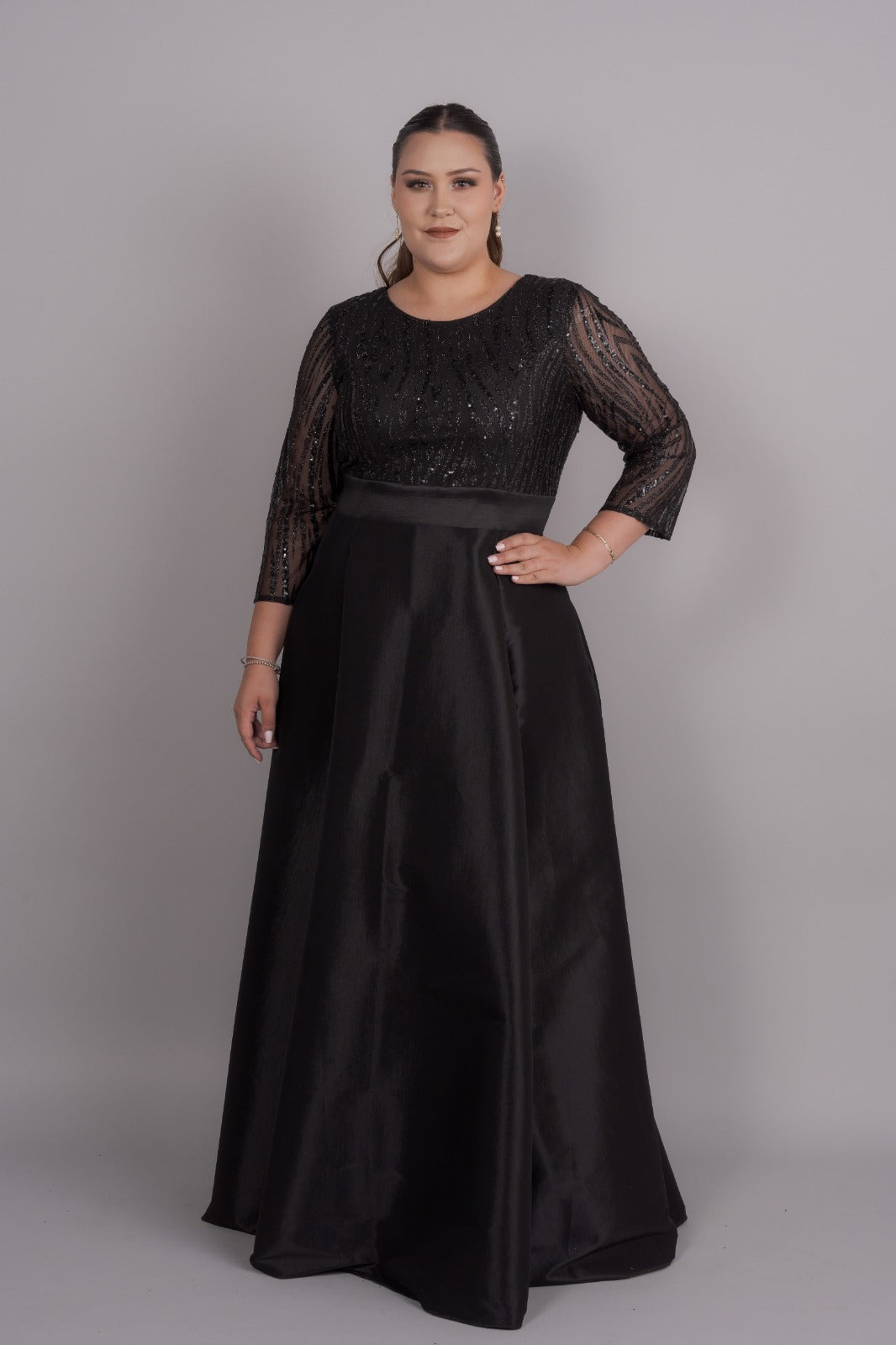 Vestido de manga 3/4 con brillo