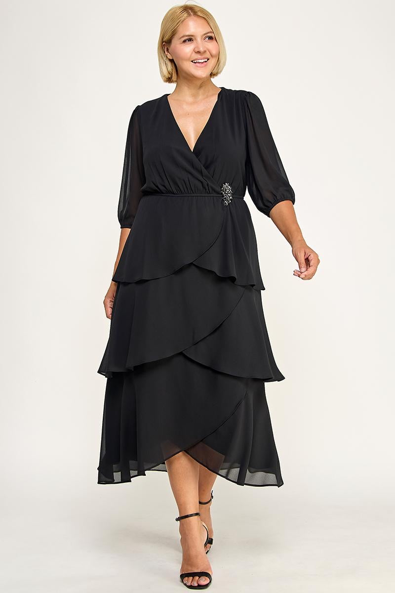 Vestido con manga 3/4 y broche en cintura PLUS