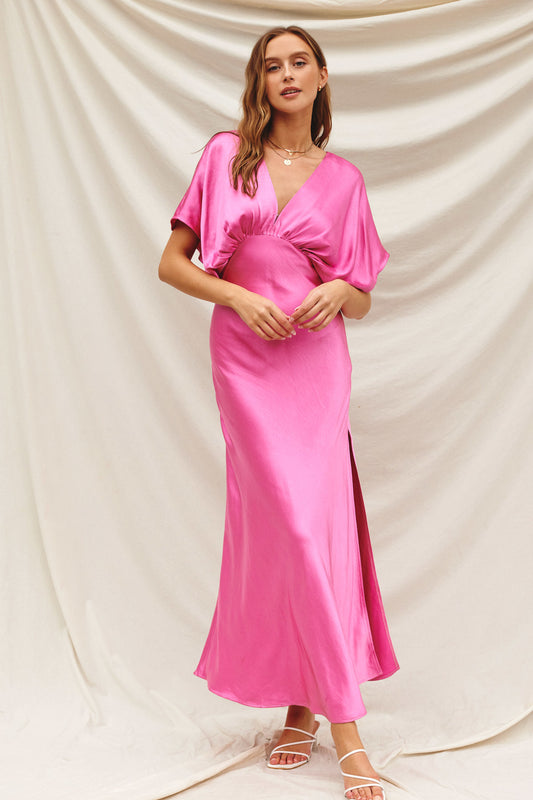 Vestido con detalle plisado en blusa