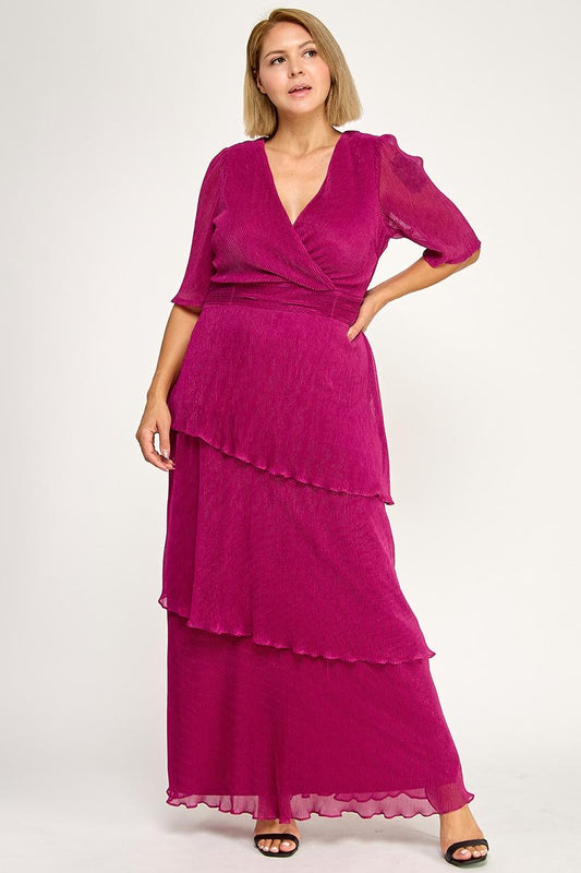Vestido con manga 3/4 y falda con olanes PLUS