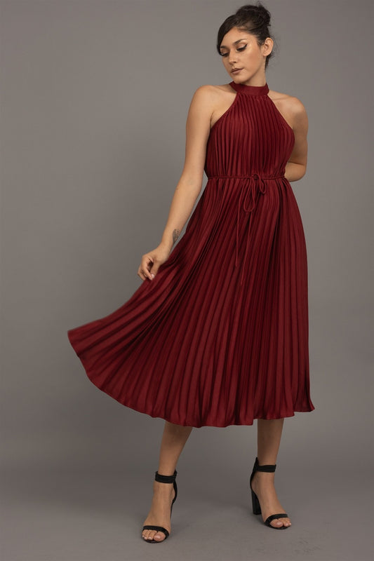 Vestido midi de tablones con cuello halter