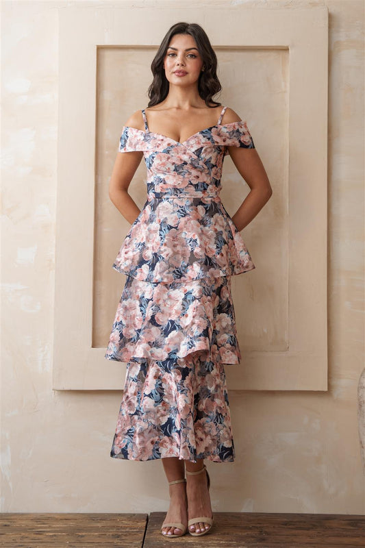 Vestido de olanes con estampado floral