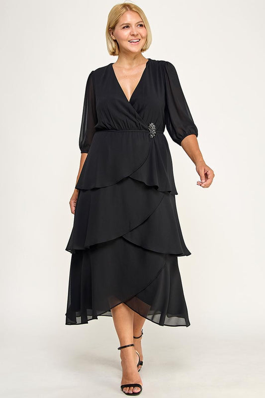 Vestido con manga 3/4 y broche en cintura PLUS